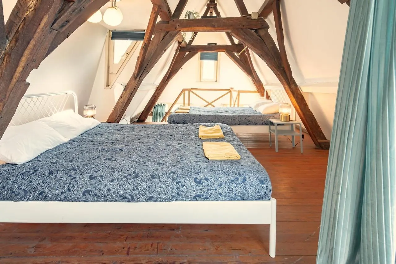 The Hendrik House In Old Town Antwerp Apartment